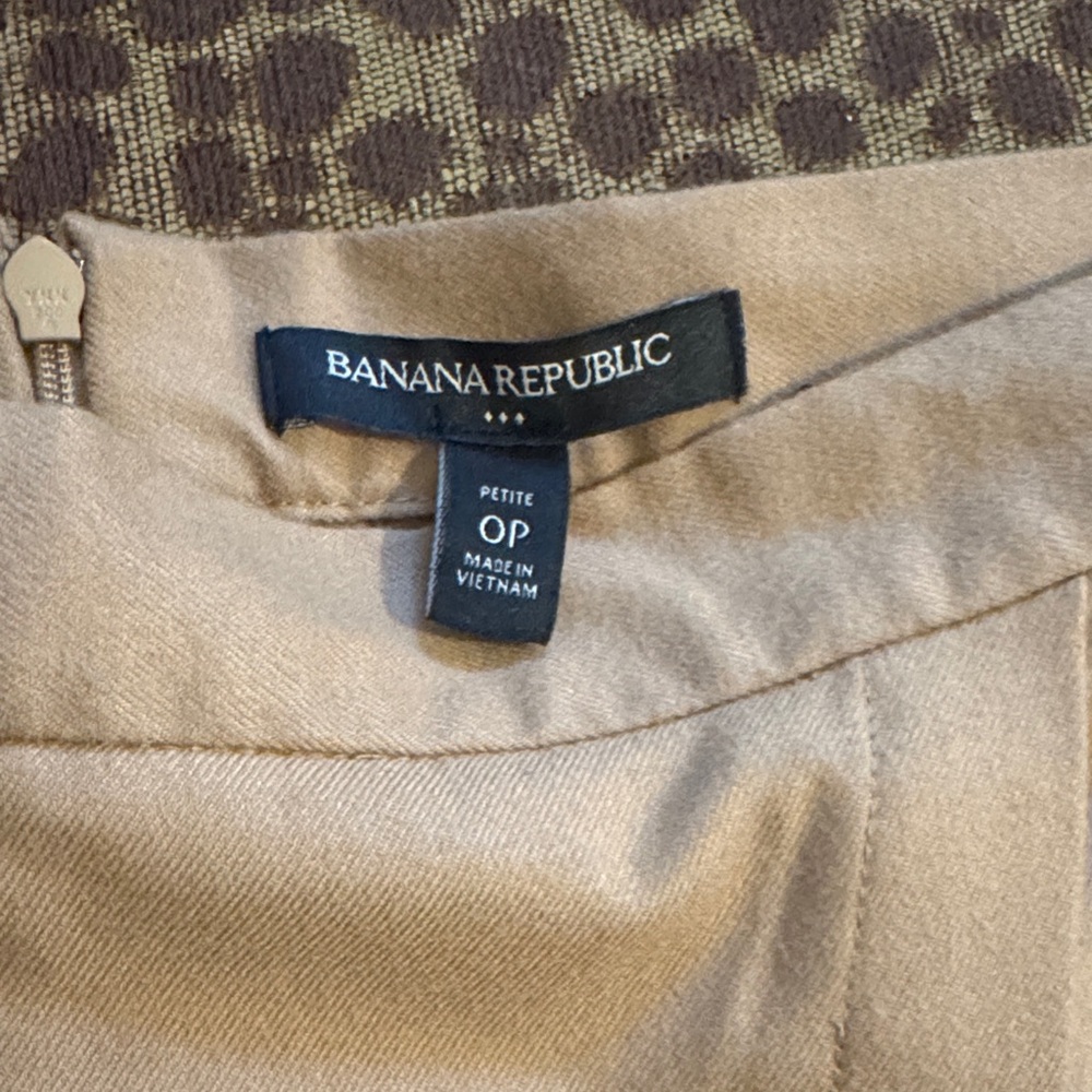 Banana Republic Light Brown Skirt